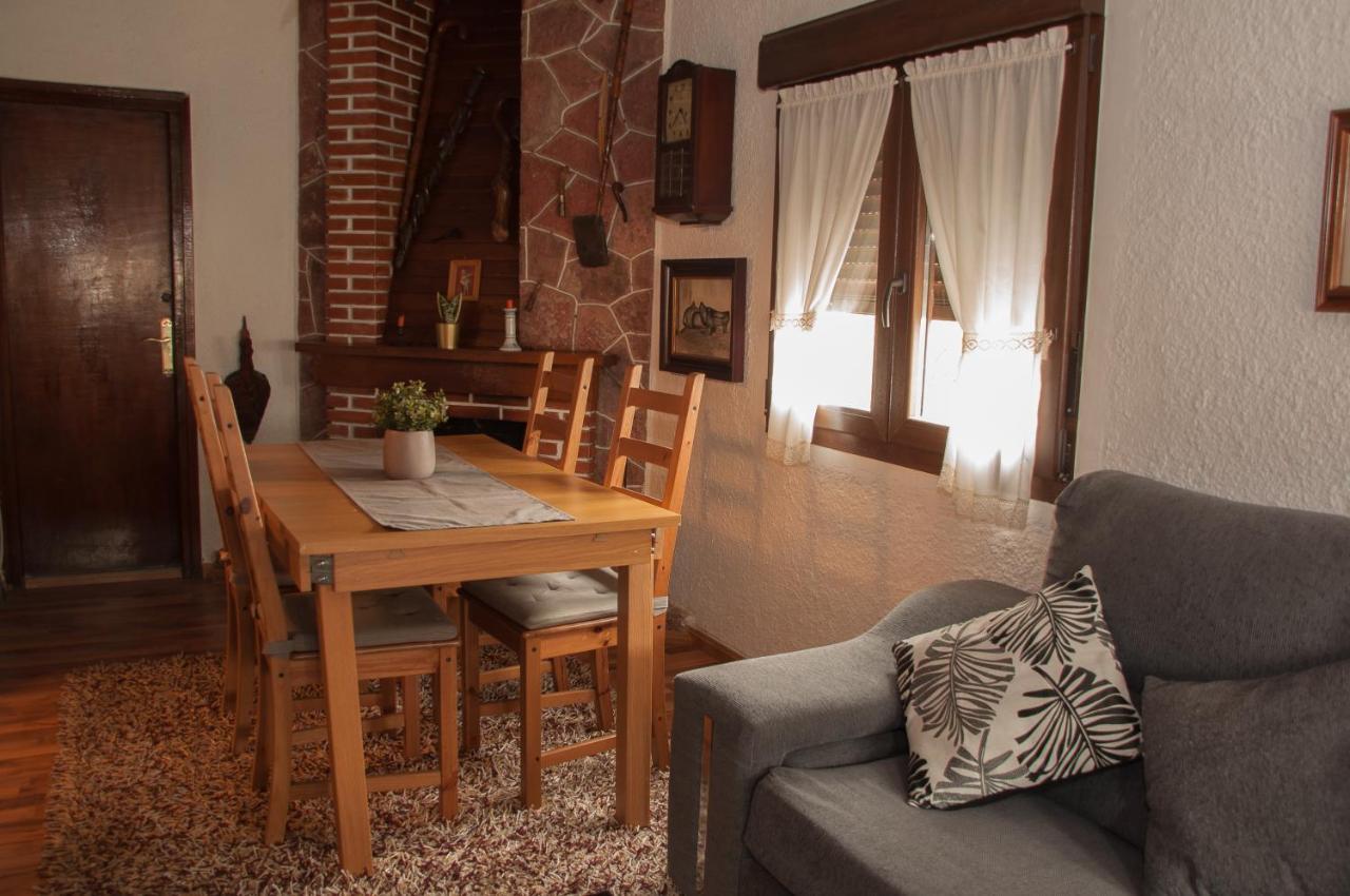 Miyares Casa Rural Екстериор снимка